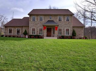 317 Oakview Dr, Bridgeport, WV 26330