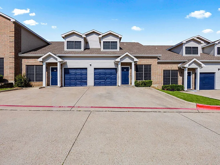 Prairie Estates — Photo 15