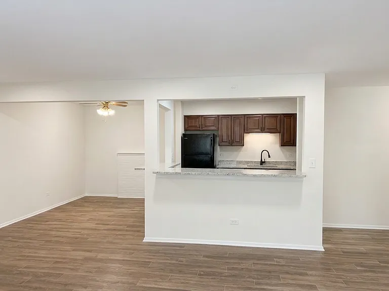 4425 Blackhawk Ln #204 — Photo 2