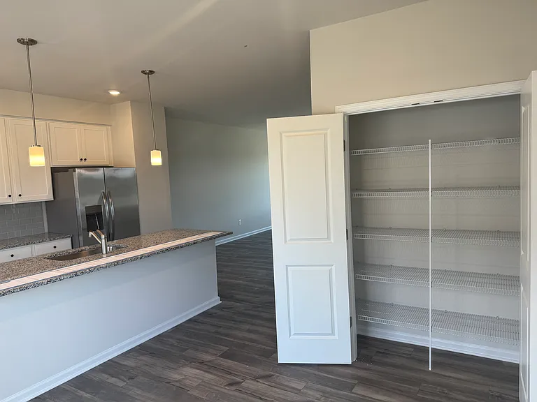 1334 Red Clover Ln — Photo 15