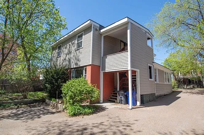 Building Photo - 55 Monroe St #1