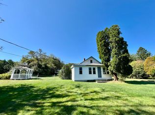 27 S Shore Rd, Little Compton, RI 02837