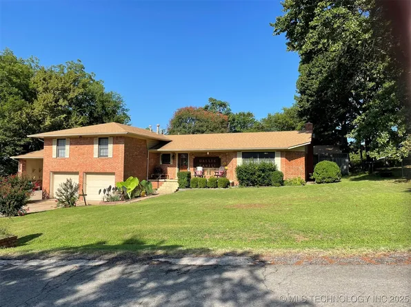 441 Crestwood Dr, Tahlequah, OK 74464
