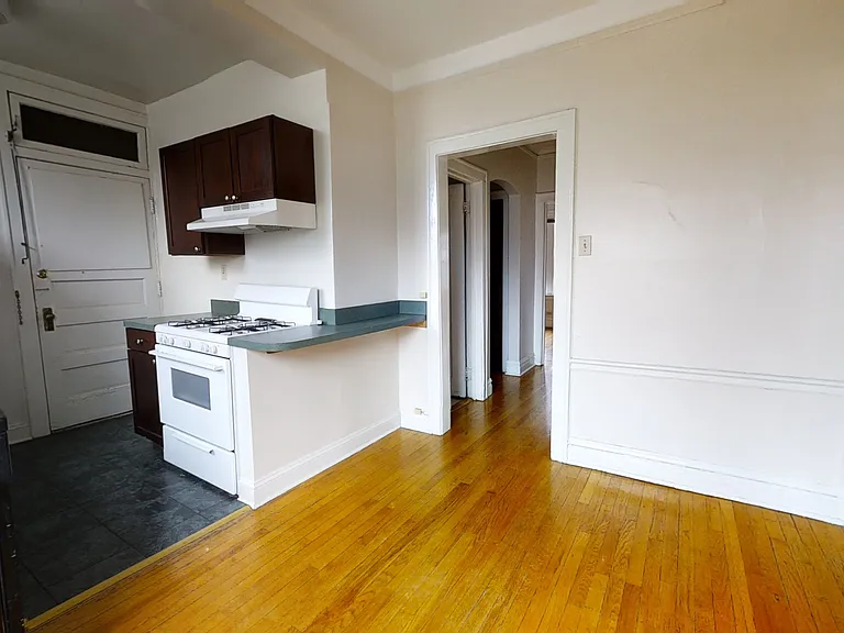 822 Reba Pl #2N — Photo 8