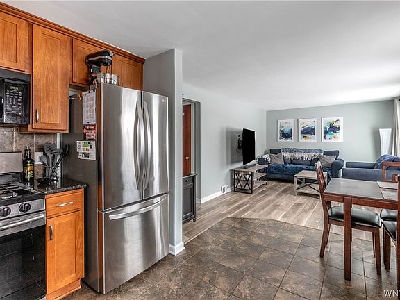 4th image of 127 Briarcliff Rd