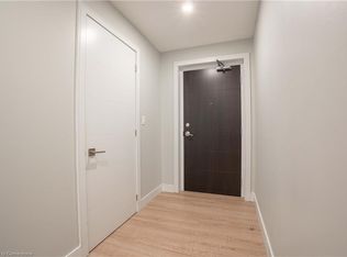 300 4th Ave, Saint Catharines, ON L2R6P9