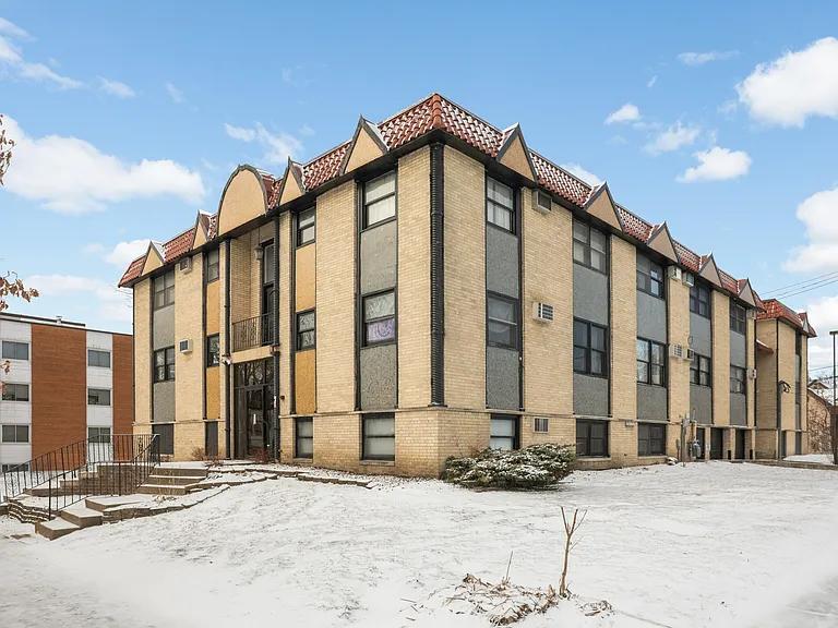 3100 Girard Ave S #309 — Photo 13