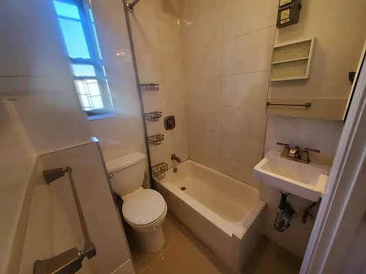 Rented by Corcoran | media 17