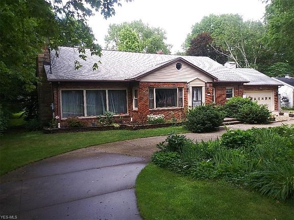 2nd image of 763 E Tuscarawas Ave