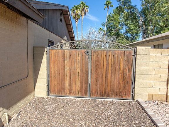 5th image of 1406 W Impala Ave