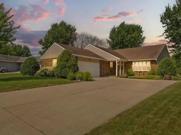 2170 Diablo Dr SE, Owatonna, MN 55060