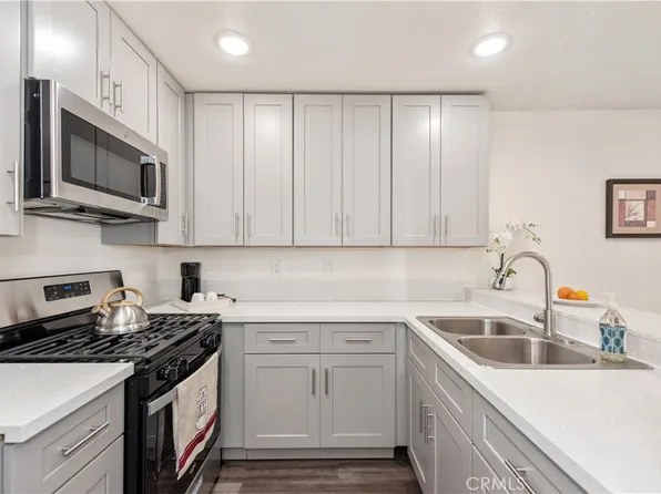 450 E 4th St APT 416, Santa Ana, CA 92701