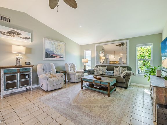 5th image of 1518 SE 10th Pl