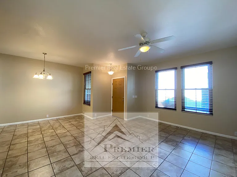 2790 Tumblewood Grv #1 — Photo 4