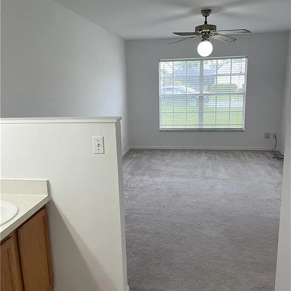9758 Country Oaks Dr — Photo 16