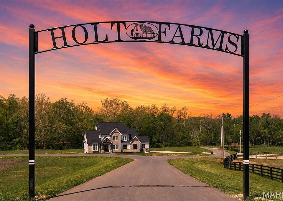 1st image of 25 Holt Summit Ct