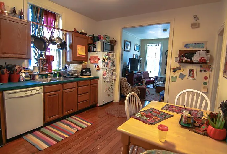 3831 Pearl St — Photo 3