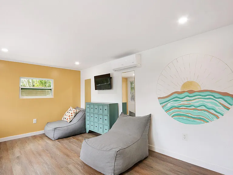 721 N Lakeside Dr — Photo 42