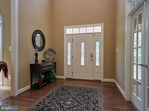 2nd image of 7147 Mercury Ave