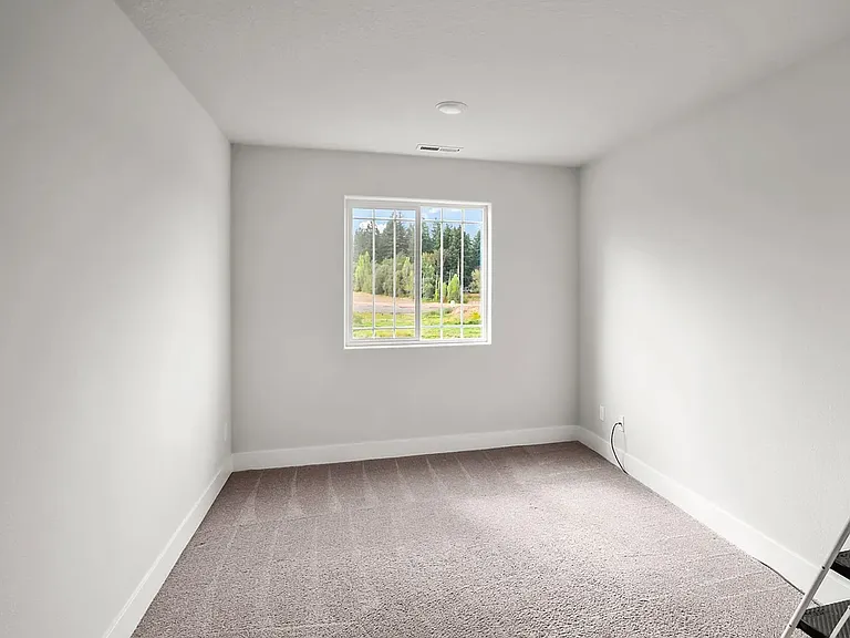 Child Bedroom Right
