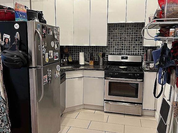 3rd image of 256 W 135th St APT 2F