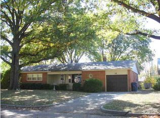 6007 Grace Ln, Wichita, KS 67208