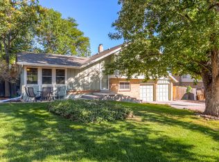 8422 Yarrow Ct, Arvada, CO 80005