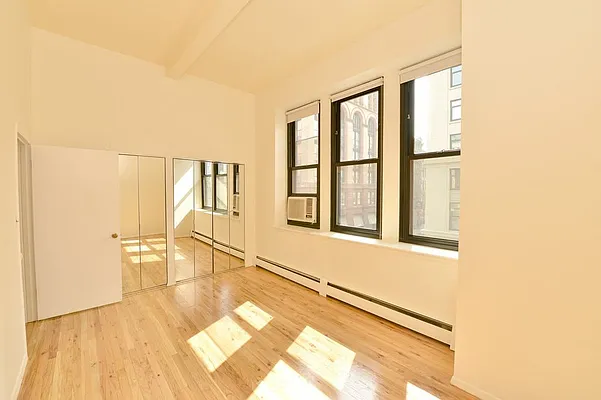 Sold by KG & Company | media 39