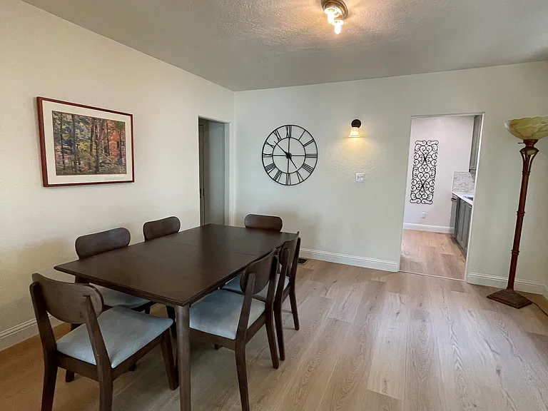 4125 53rd St — Photo 3