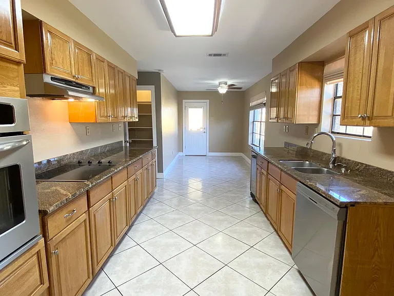 6 Caddo Ct — Photo 9