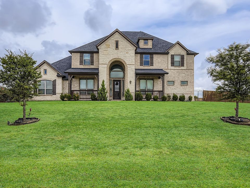 1st image of 150 Firewheel Dr