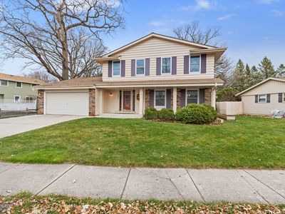 1807 Hemit Ave, Waukesha, WI, 53189