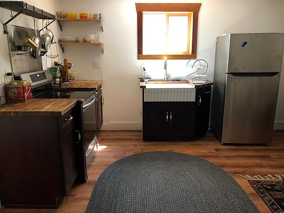 5th image of 719 N L St #Basement