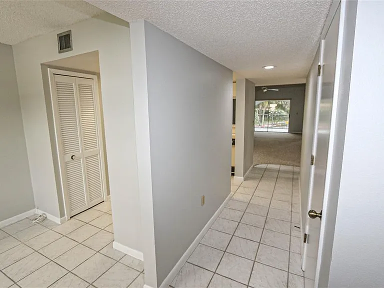 3203 Landmark Dr #2202 — Photo 6