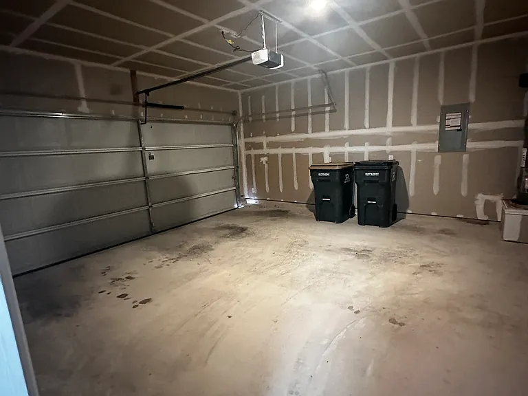 Cobb Branch Dr — Photo 40