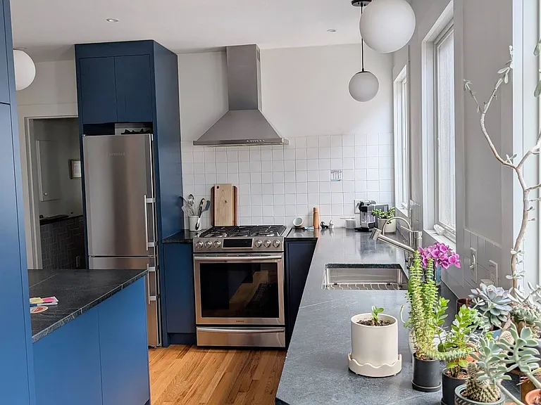 9-11 Adams St #1 — Photo 10
