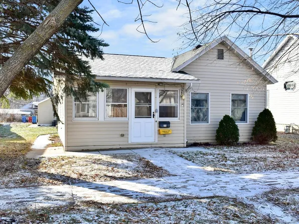 213 E Howard St, Winona, MN 55987