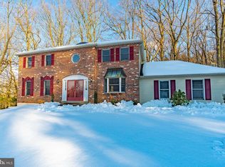 660 Timber Dr, Wayne, PA 19087