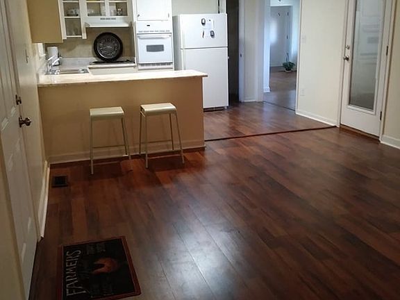 Kitchen with bar area