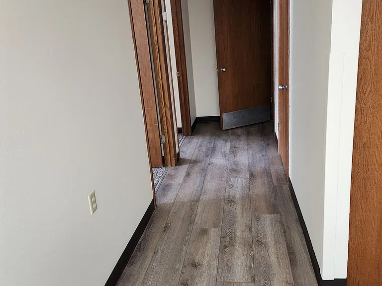2121 Sims Pl #11 — Photo 3