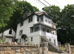 1709 Lincoln Ter, Peekskill, NY 10566