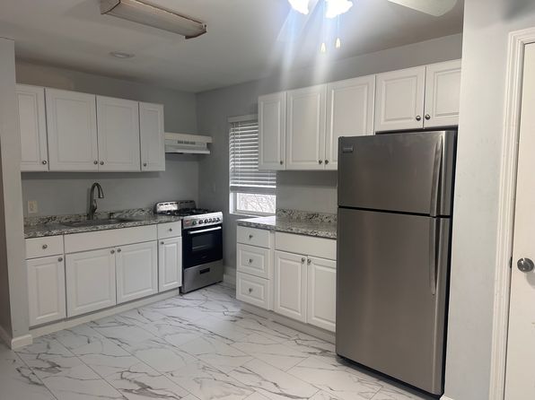 (undisclosed Address)