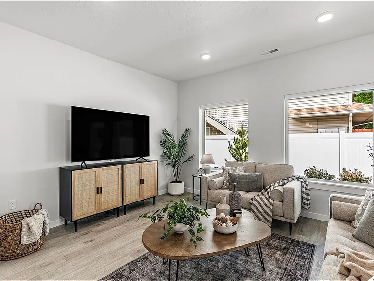 8953 W Irving St — Photo 10