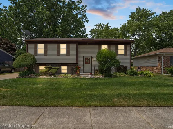 15904 Ridgebrook Path, Romulus, MI 48174