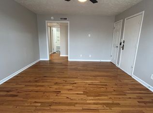 318 N 31st Ave APT 123, Omaha, NE 68131