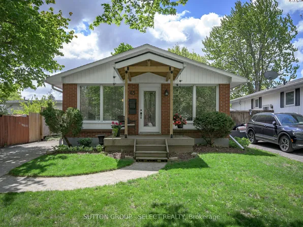 43 Stroud Cres, London, ON N6E 1Z5