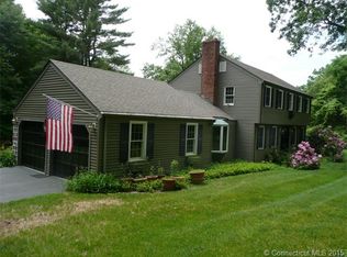 8 Cedaridge Rd, Canton, CT 06019