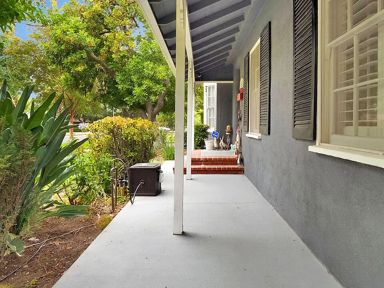 2545 Sycamore Dr — Photo 46