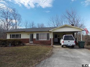 111B Fairview Dr NW, Lenoir, NC 28645