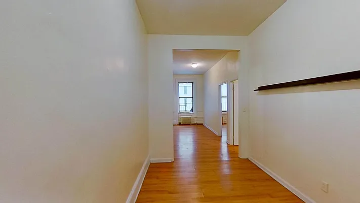 Rented by Bond New York | media 6